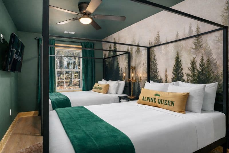 The Alpine Queen suite